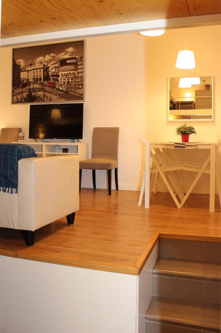 Apartamentos Clavero Málaga Exterior foto